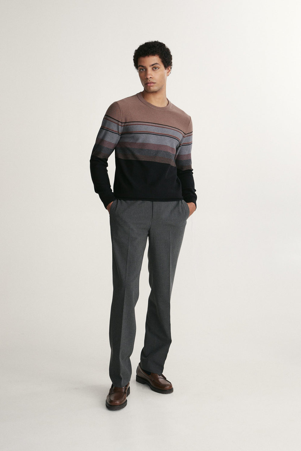 Pantalon décontracté à poches latérales