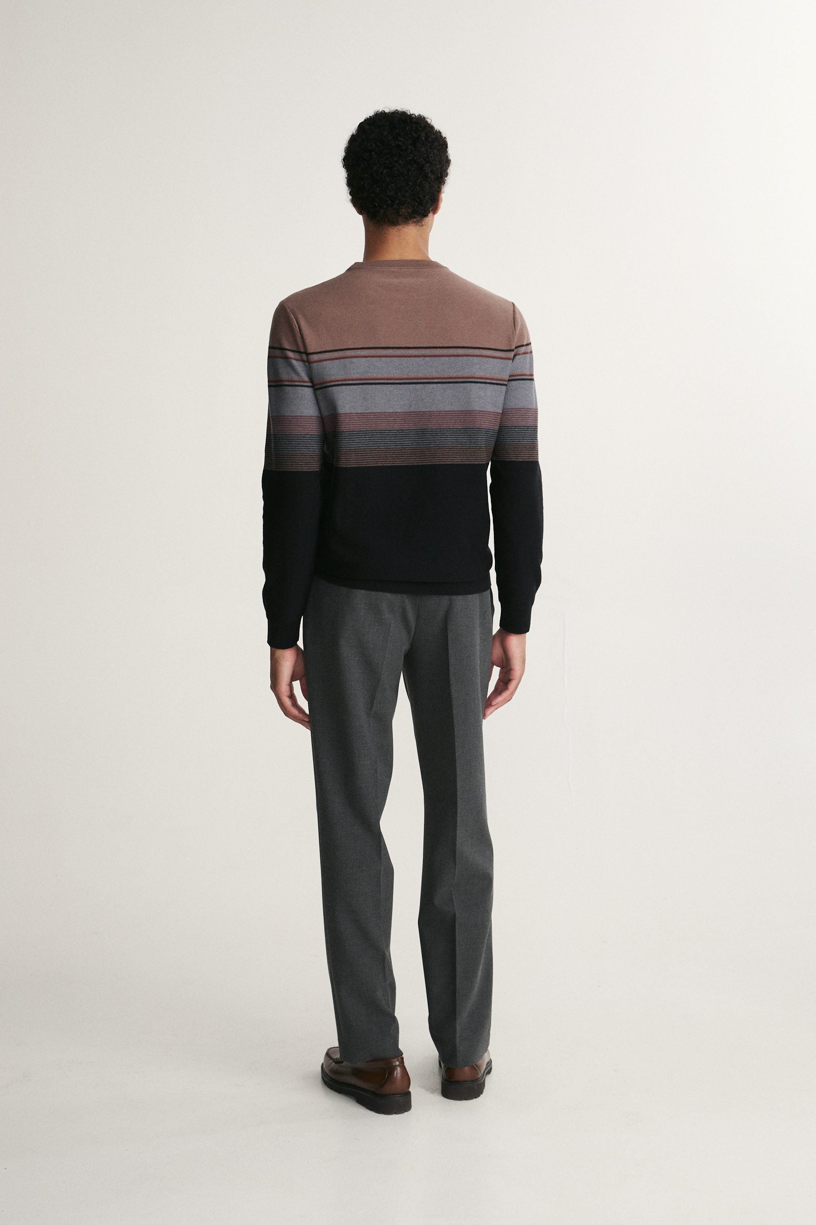 Pantalon décontracté à poches latérales