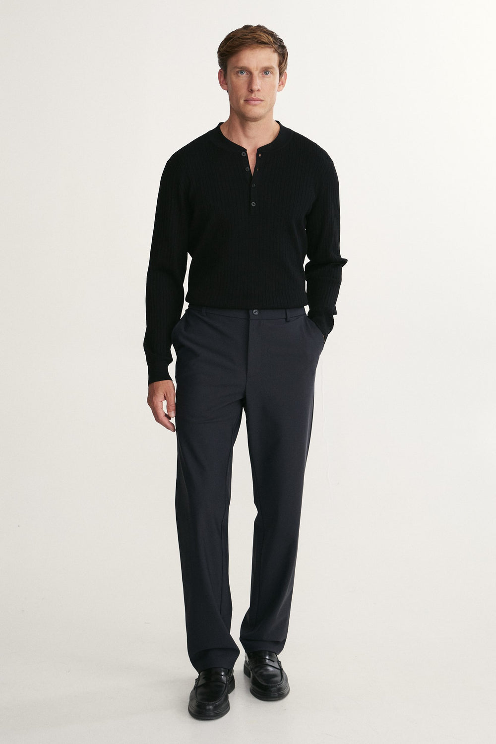 Pantalon urbain élastique caché à la taille