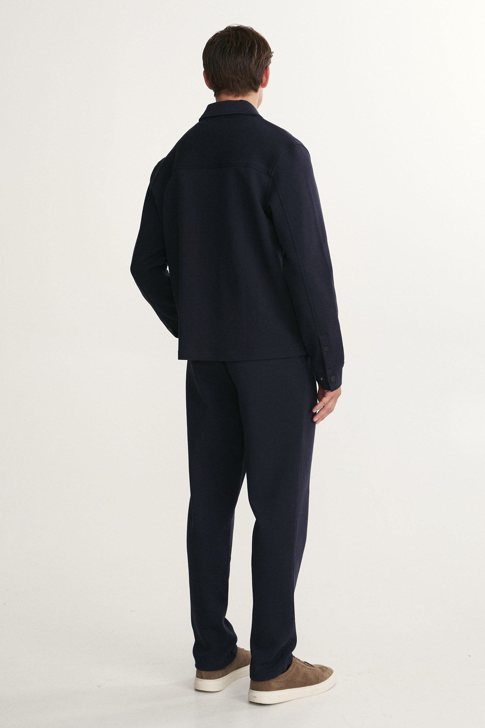 Jogger pants with elastic waistband