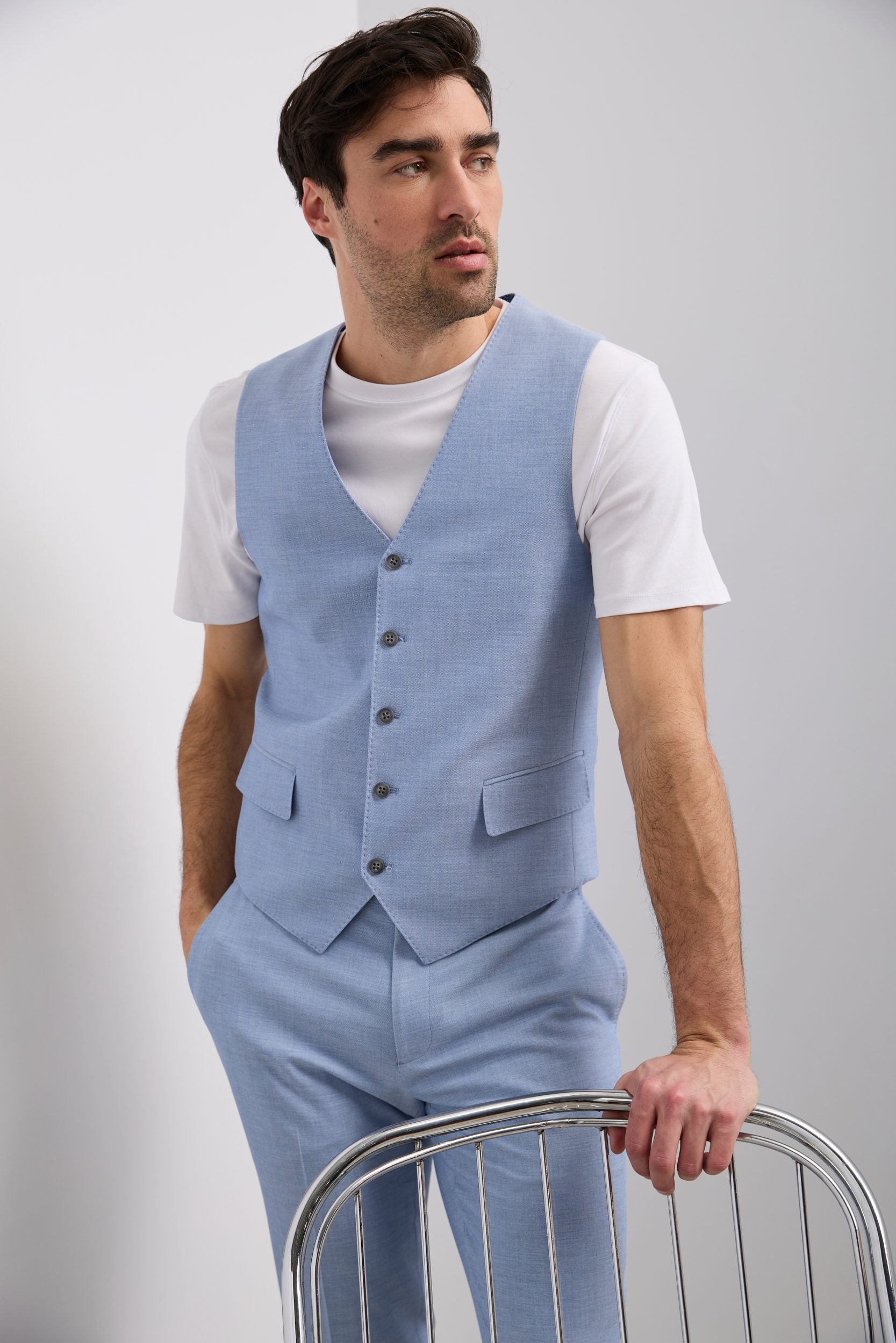 Extra-fitted two tone vest wit