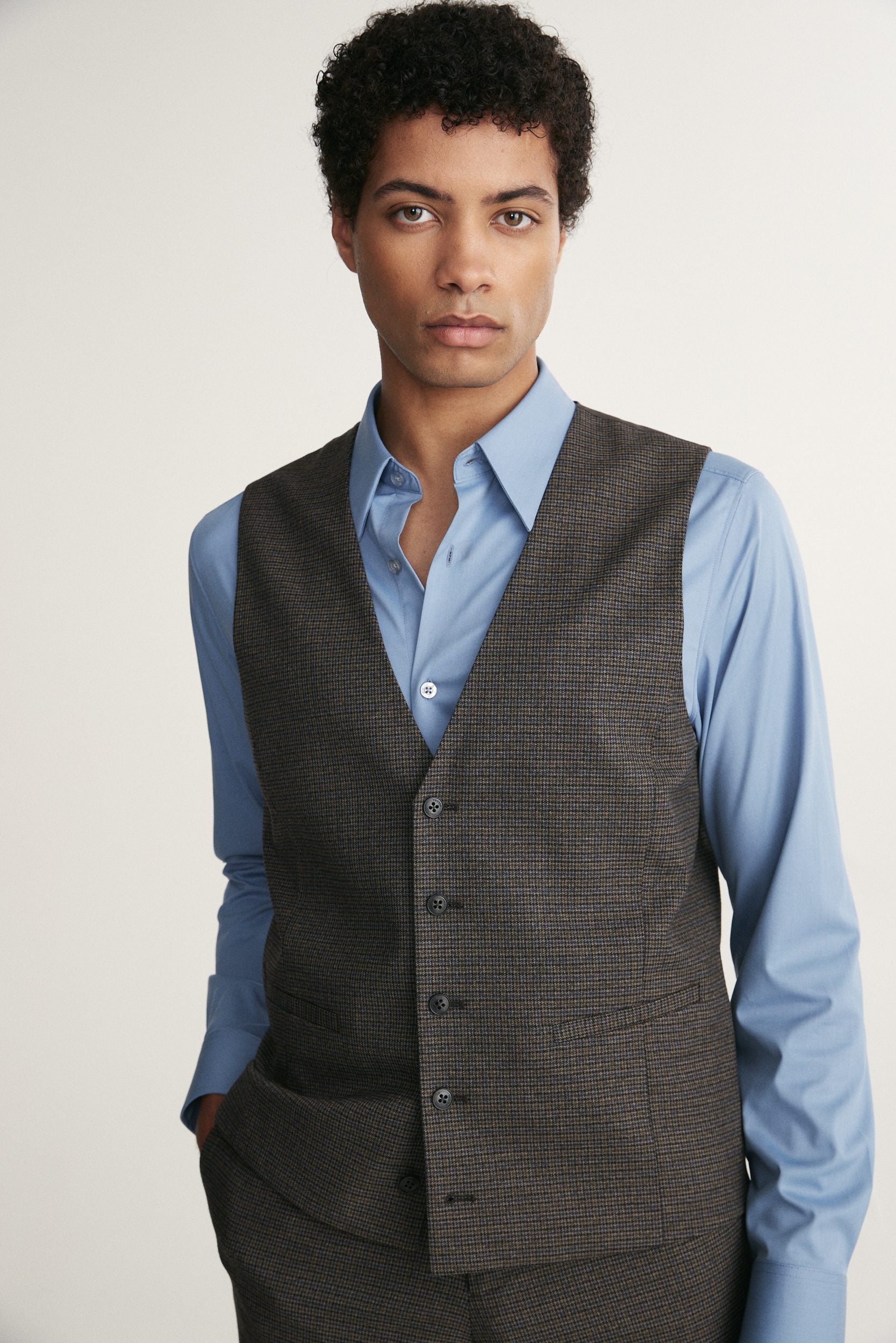 Fitted Plaid Suit Vest