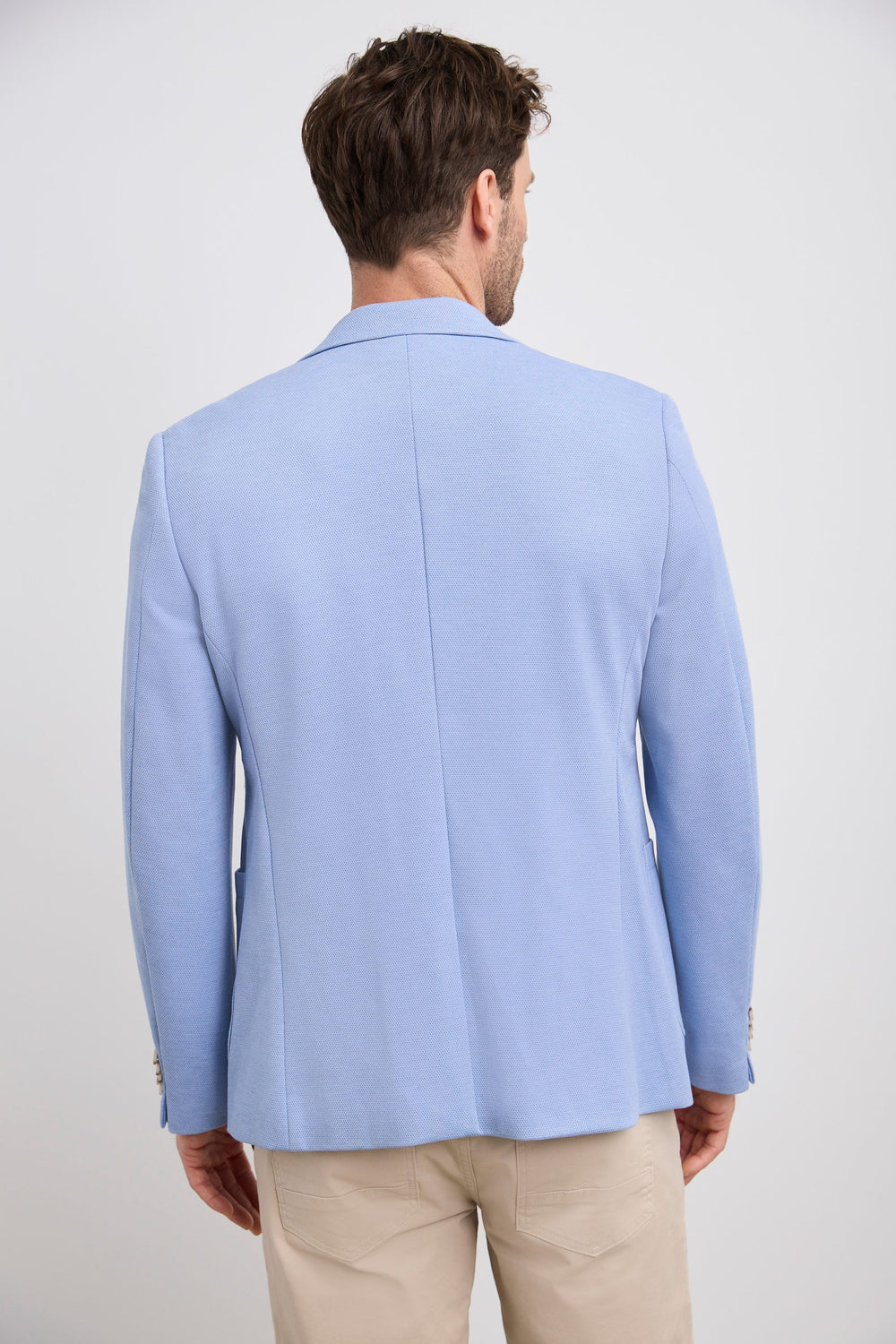Textured fitted knit blazer
