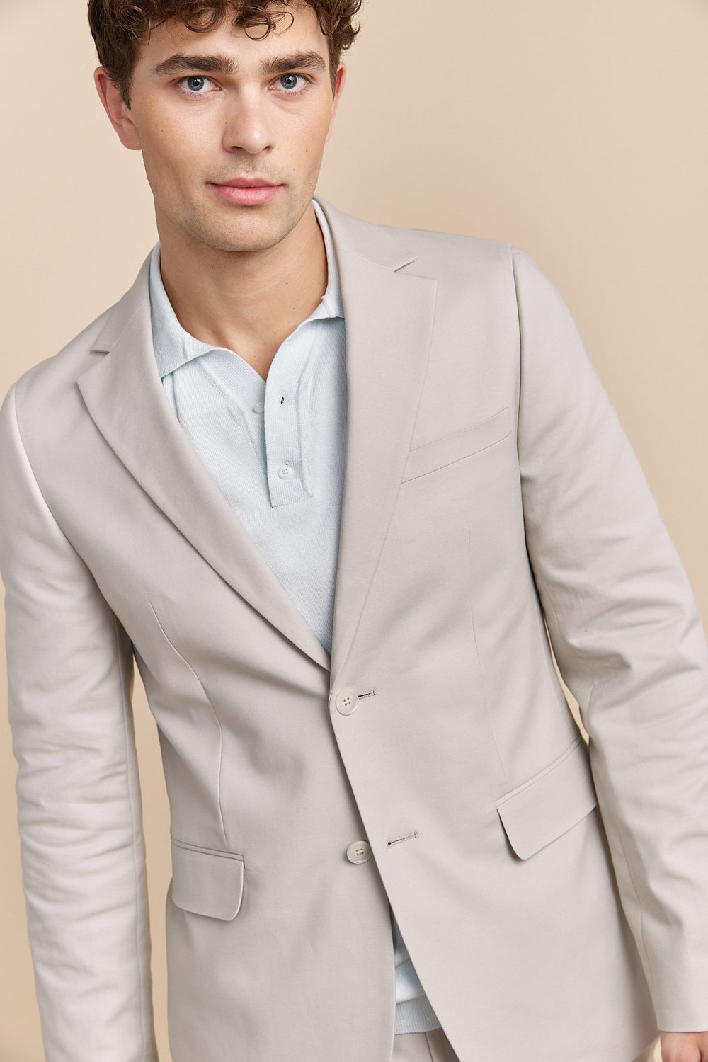 Veston uni extra-ajusté