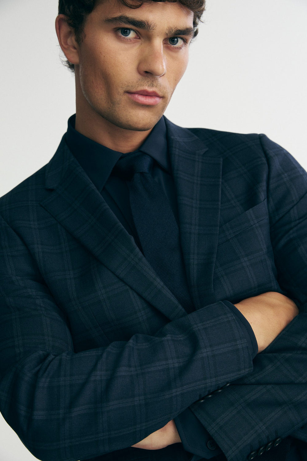 Extra-fitted check blazer