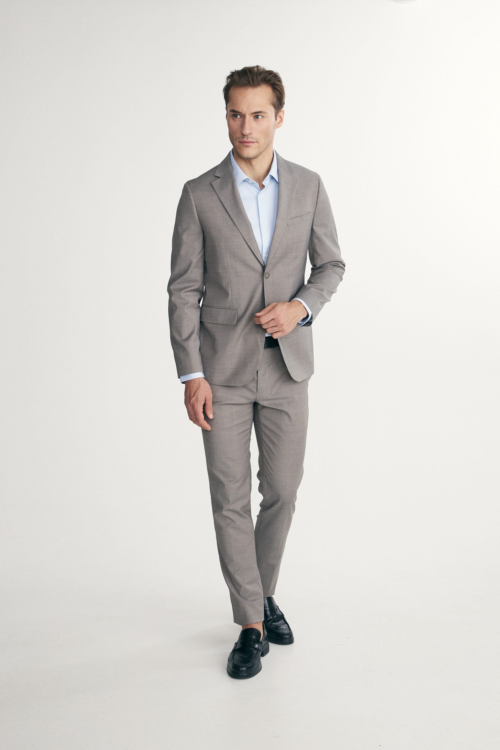 Solid fitted blazer