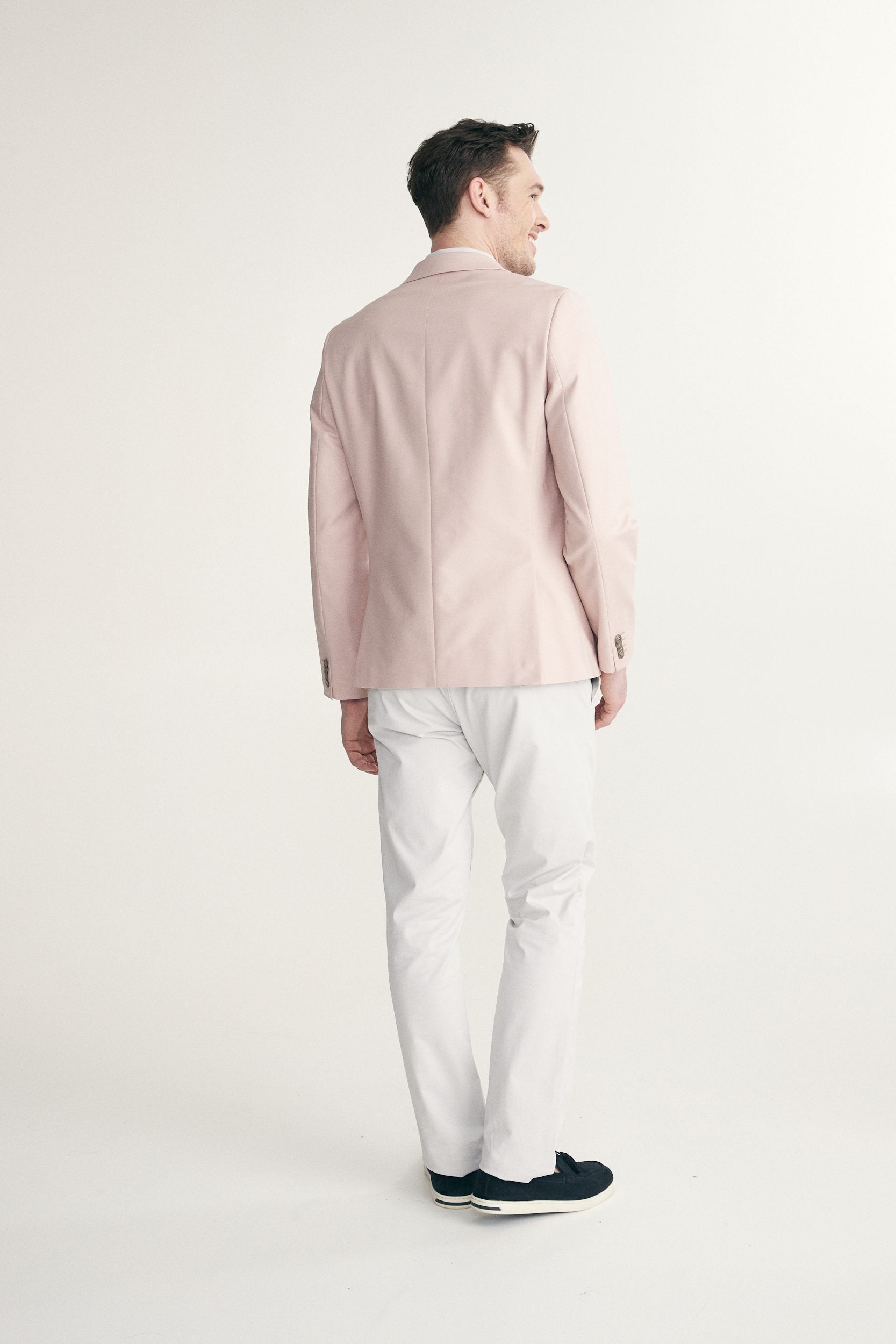 Notch collar extra-fitted blazer