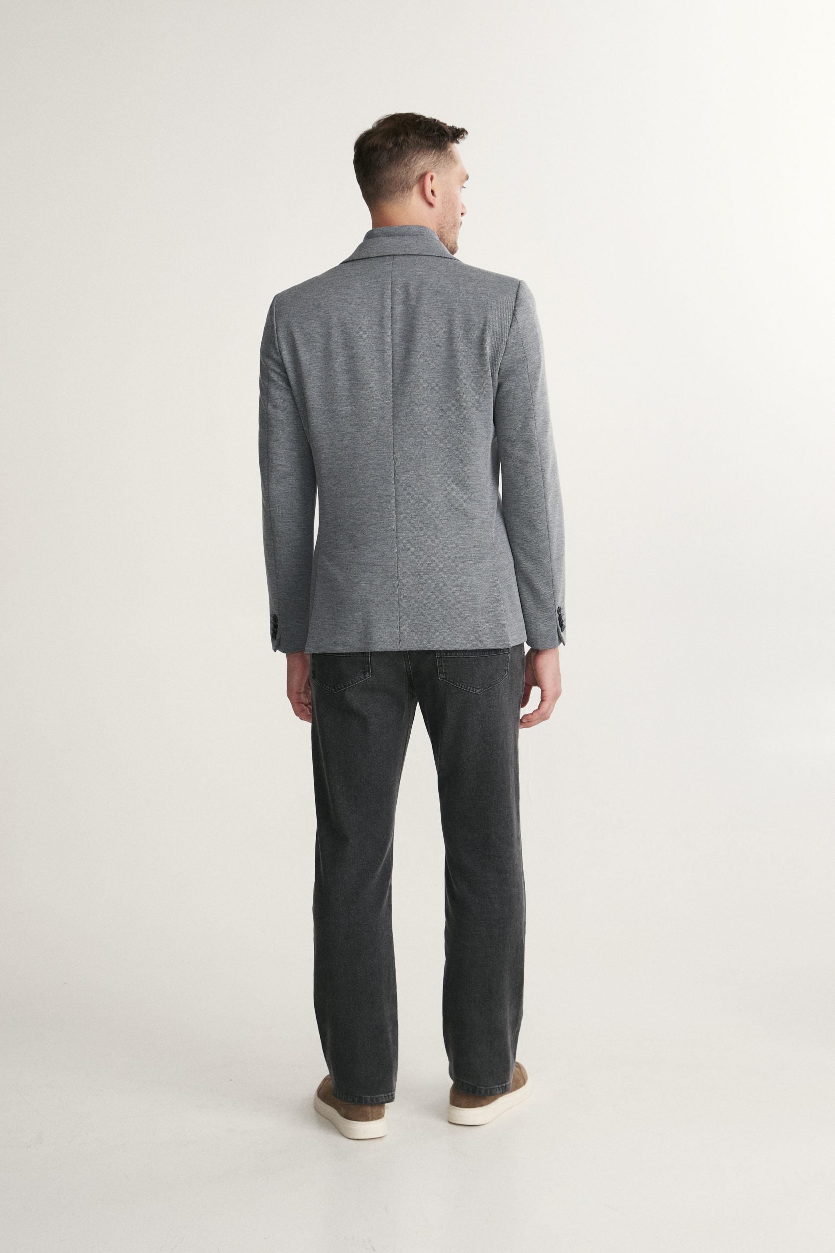 Textured Fitted blazer with removable collar