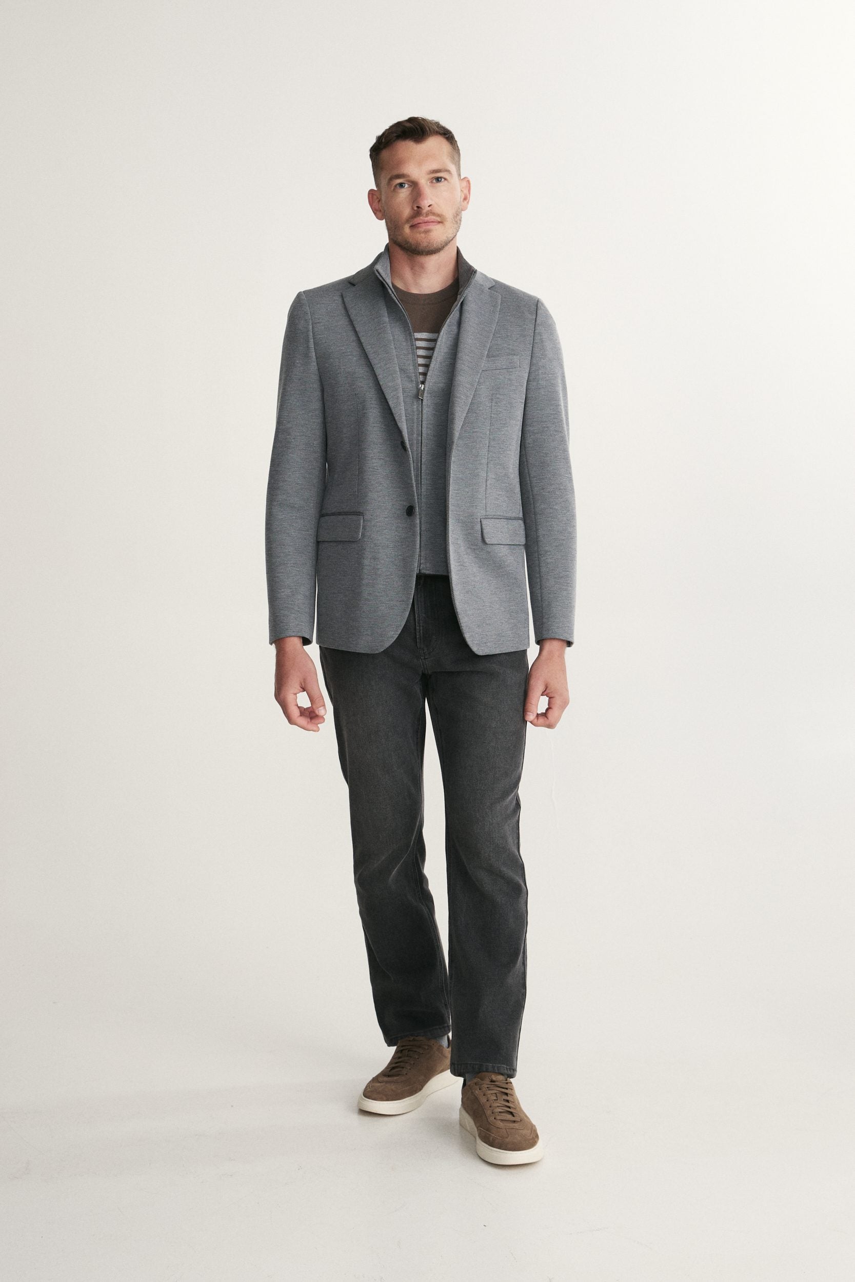 Textured Fitted blazer with removable collar