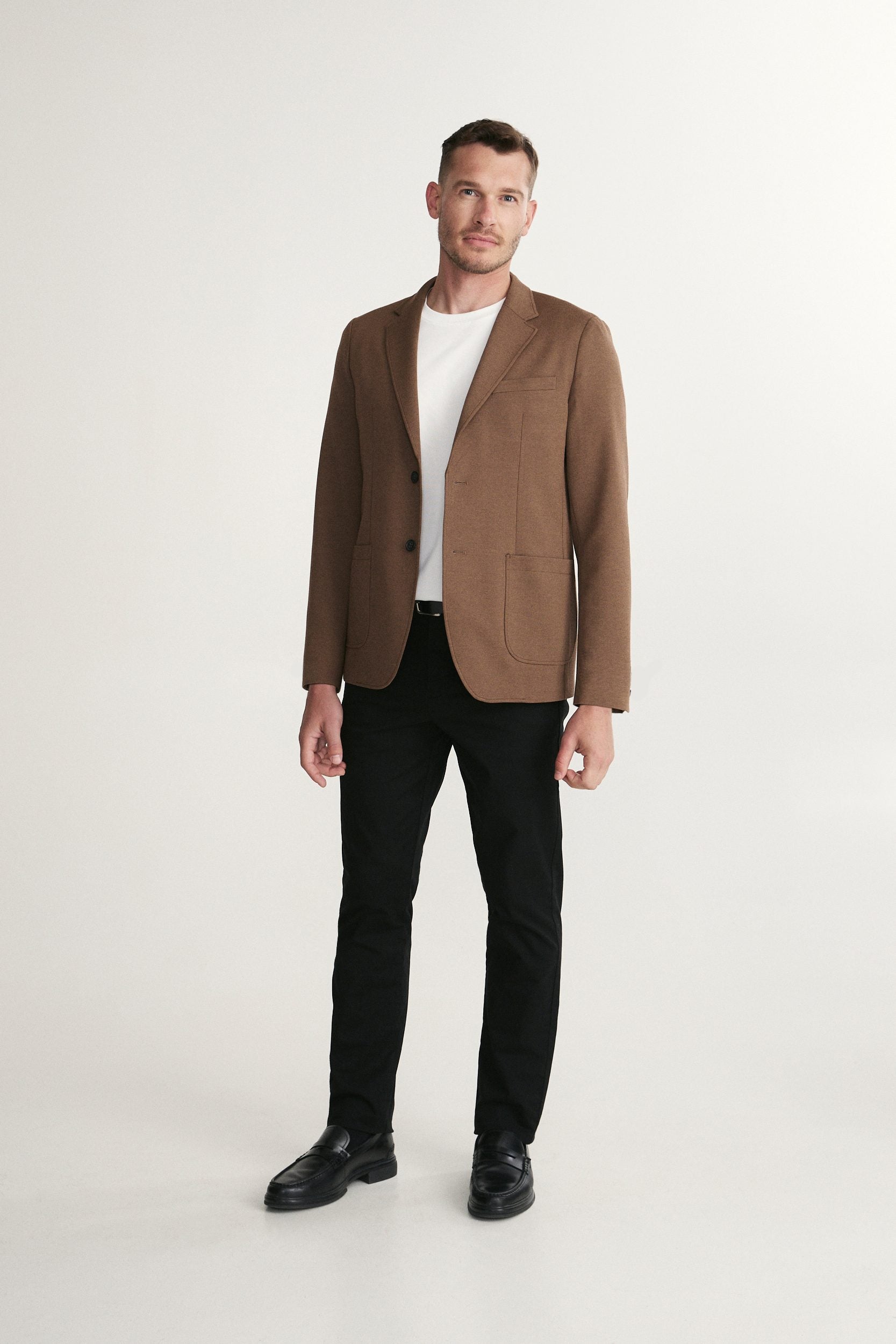 Fitted knit blazer