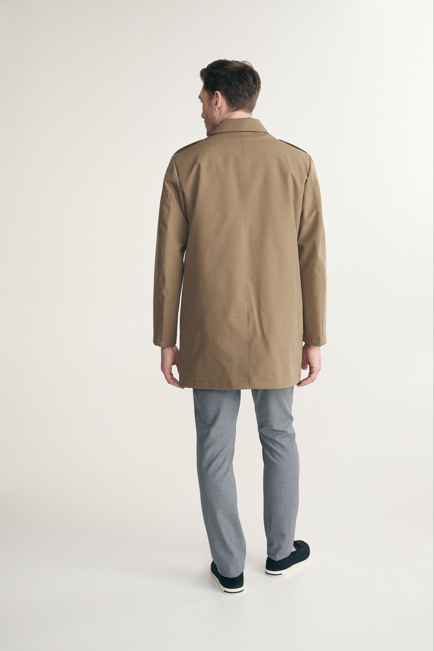 Removable lining trench coat