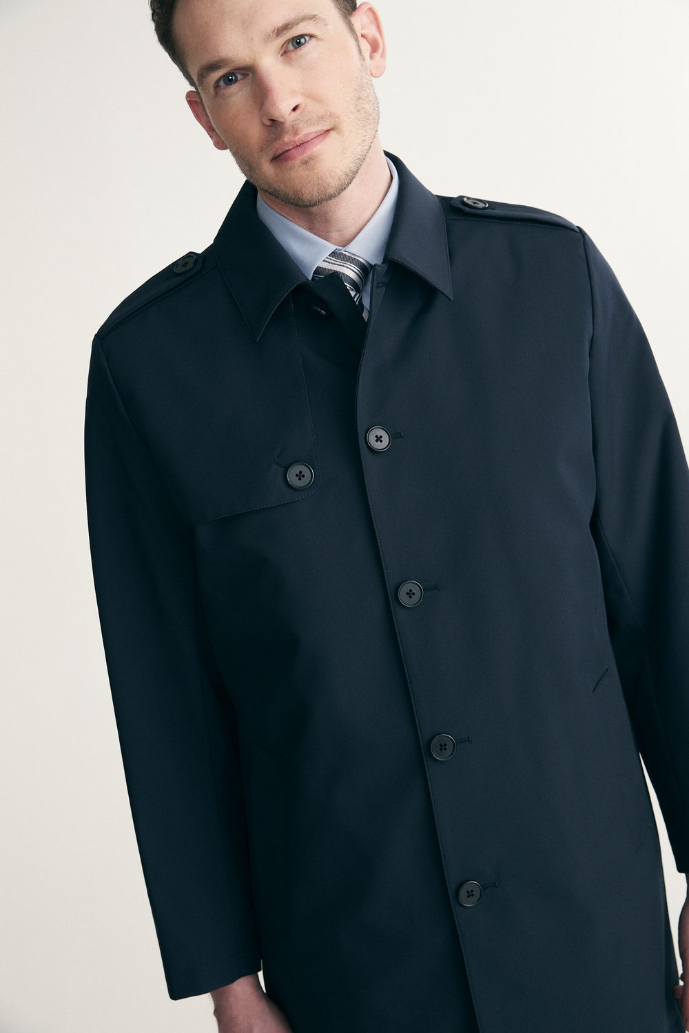 Removable lining trench coat