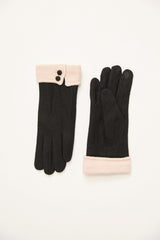 Wool gloves with contrasting c