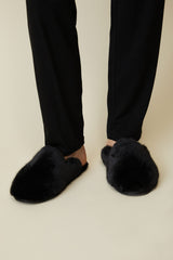 Faux fur slippers