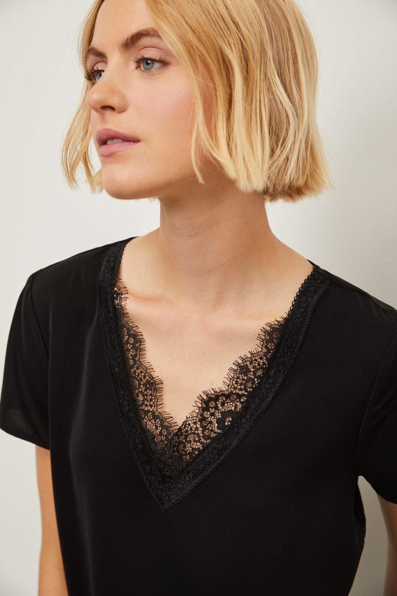 Short sleeve top with lace detail