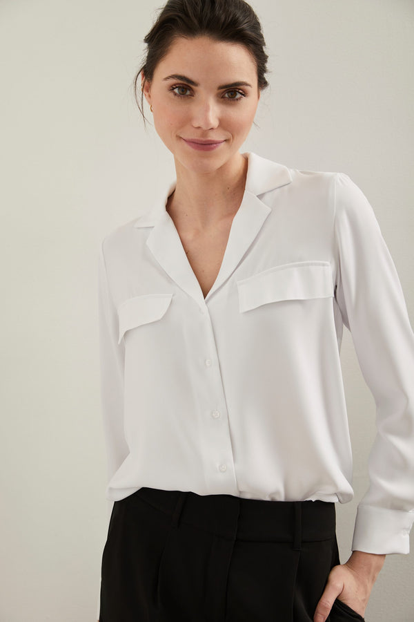 Regular blouse with flaps