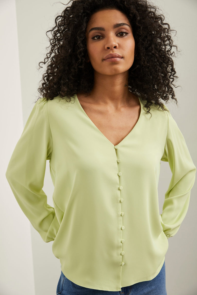 Front & back blouse with puffy sleeves