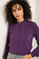 Blouse With Puffy Sleeves and Elastic Cuffs