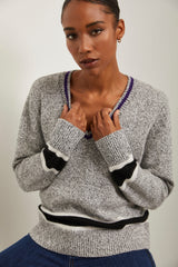Sweater with contrasting bands