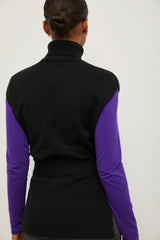 Turtleneck sleeveless sweater