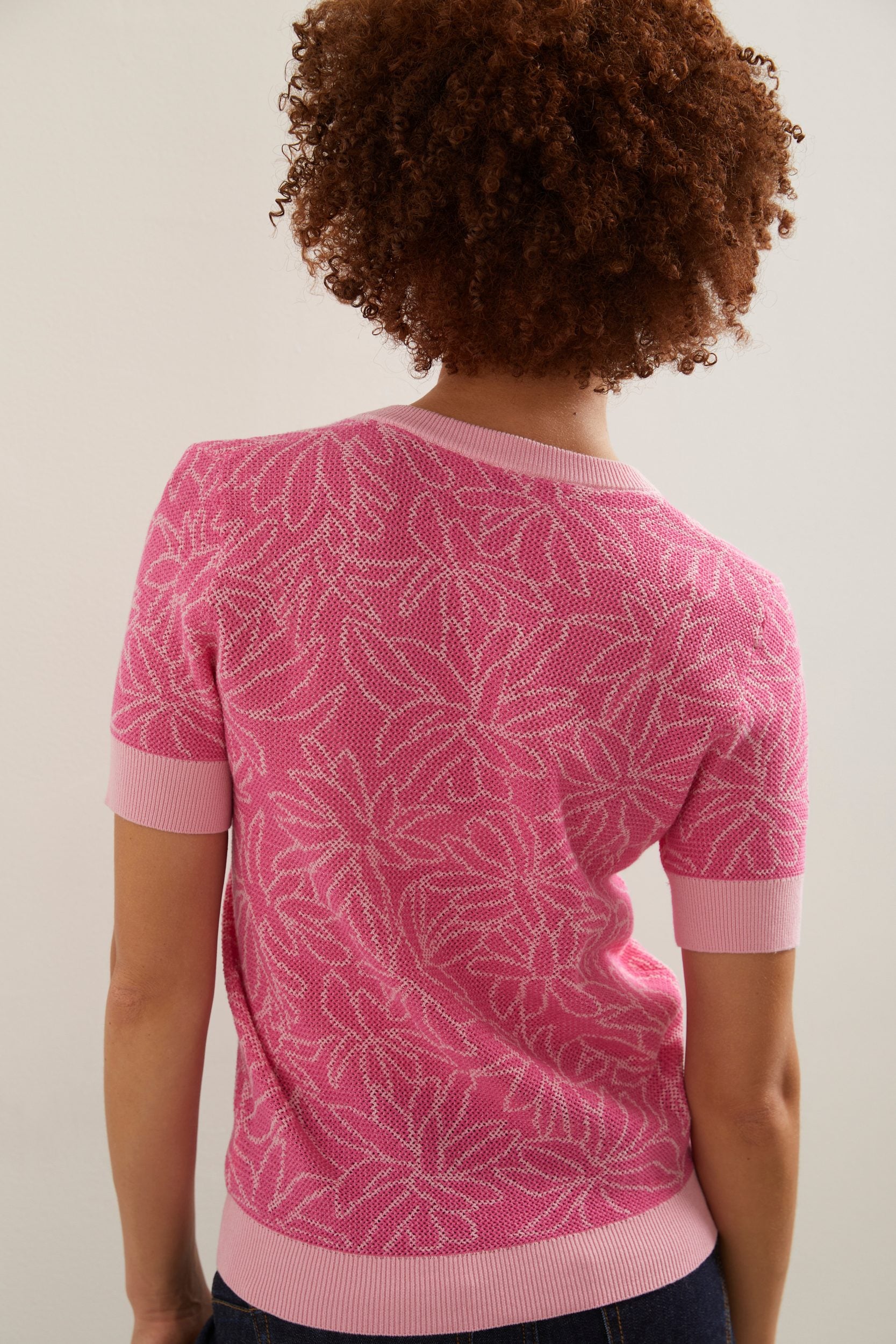 Pull manches courtes à maille ajourée