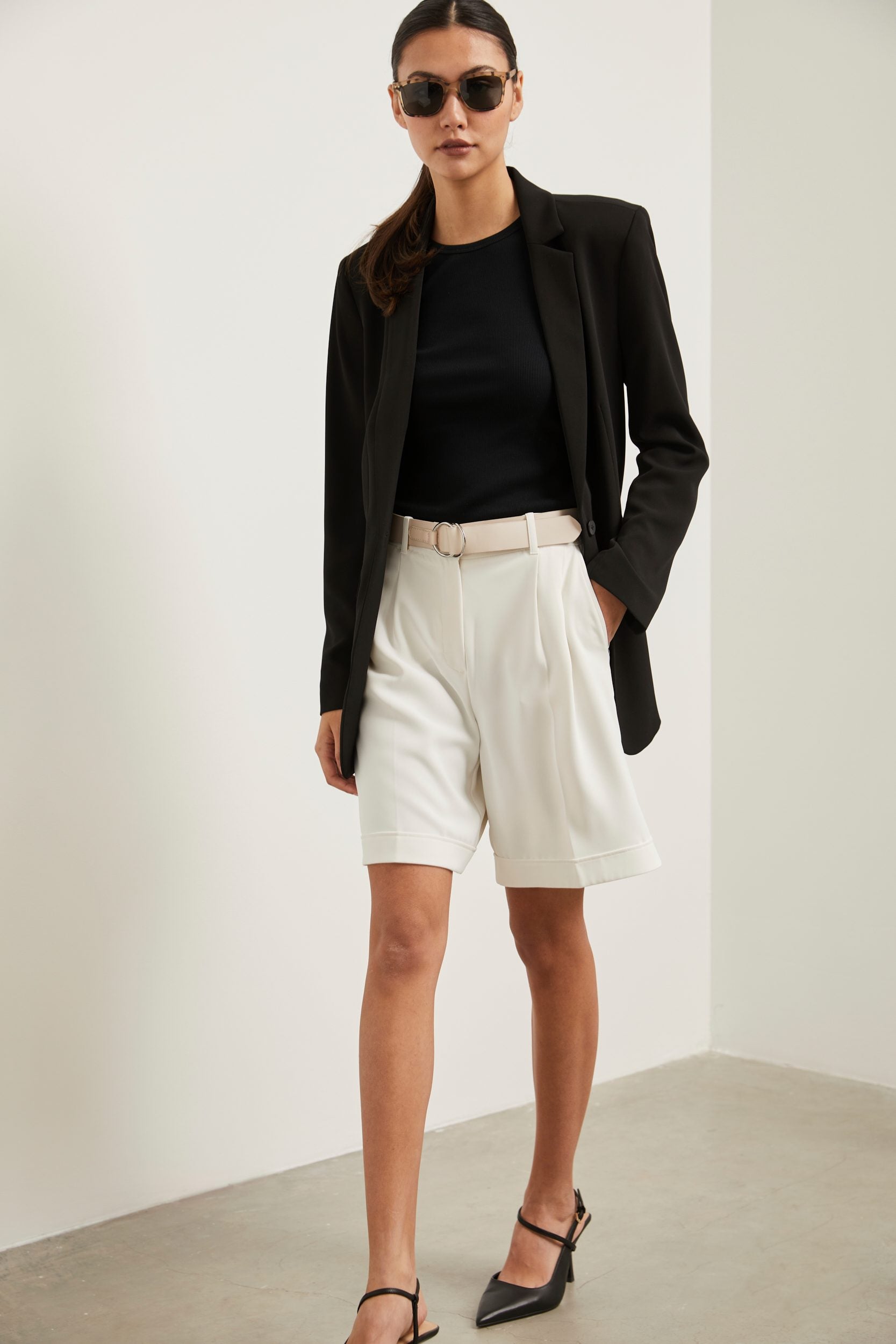 Short taille haute à plis