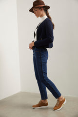 Jean droit coupe Vogue avec broderie
