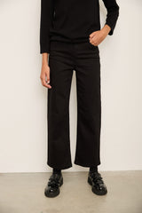 Urban Fit Crop Straight Jean