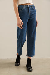 Urban crop straight jean