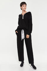 Pantalon en maille avec foulard imprimé