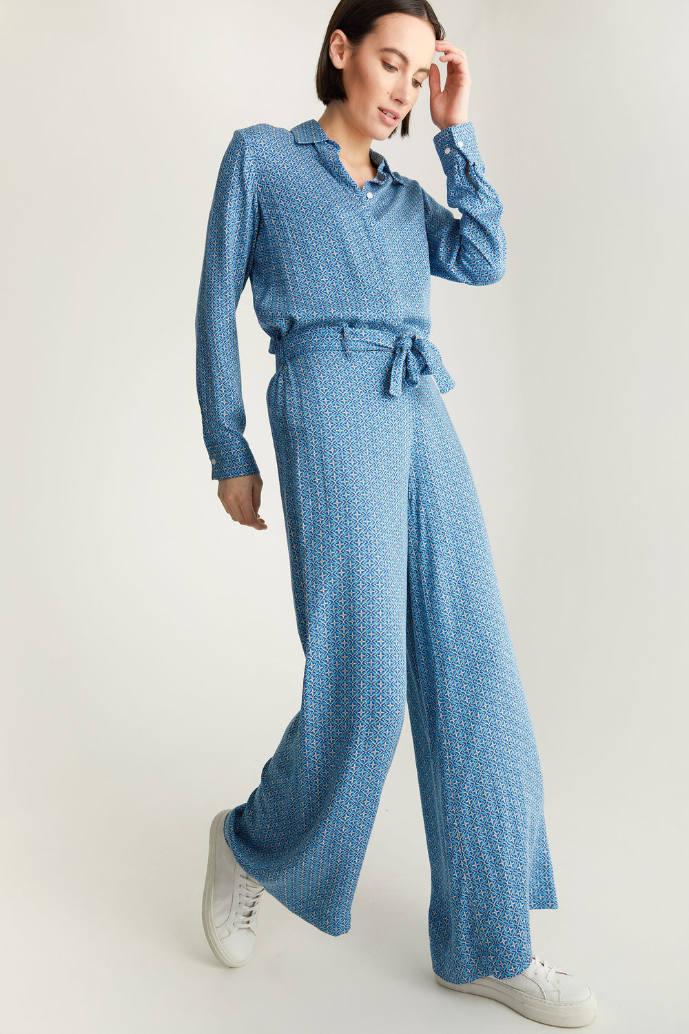 Pantalon fluide jambe large à imprimé