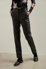 Pantalon taille haute en cuir végétalien