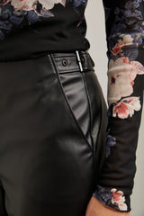 Pantalon taille haute en cuir végétalien