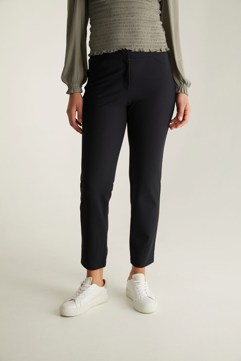 Pantalons de sport femme  Tous les articles chez Zalando