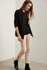 Pantalon push up en velours côtelé avec bouton