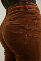 Push up corduroy slim pant