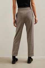 Pant with elastic waist
