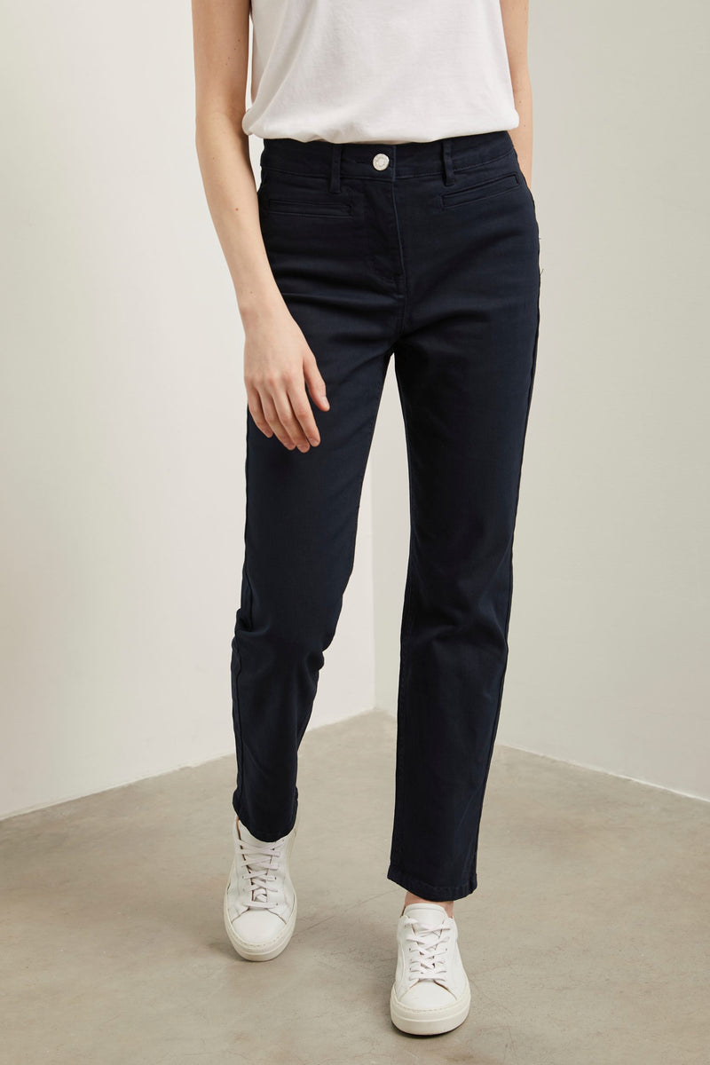 High waist crop pant with embellished button