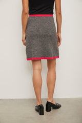 Cable knit skirt with contrasting detail