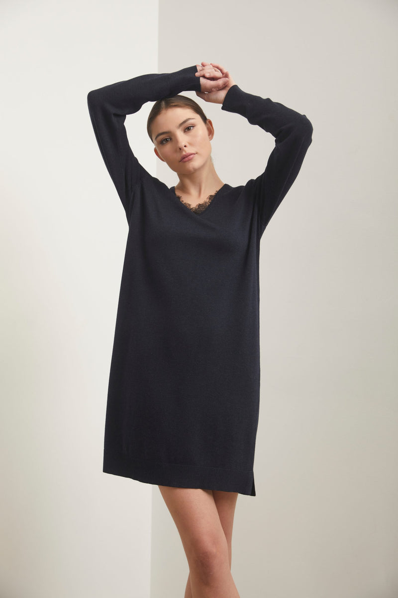 Knit dress with lace detail