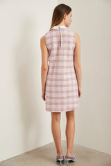 A line plaid dress with contrast collar