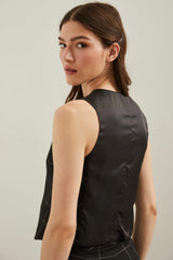 Windowpane sleeveless vest