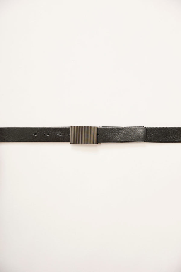 Plate buckle leather belt