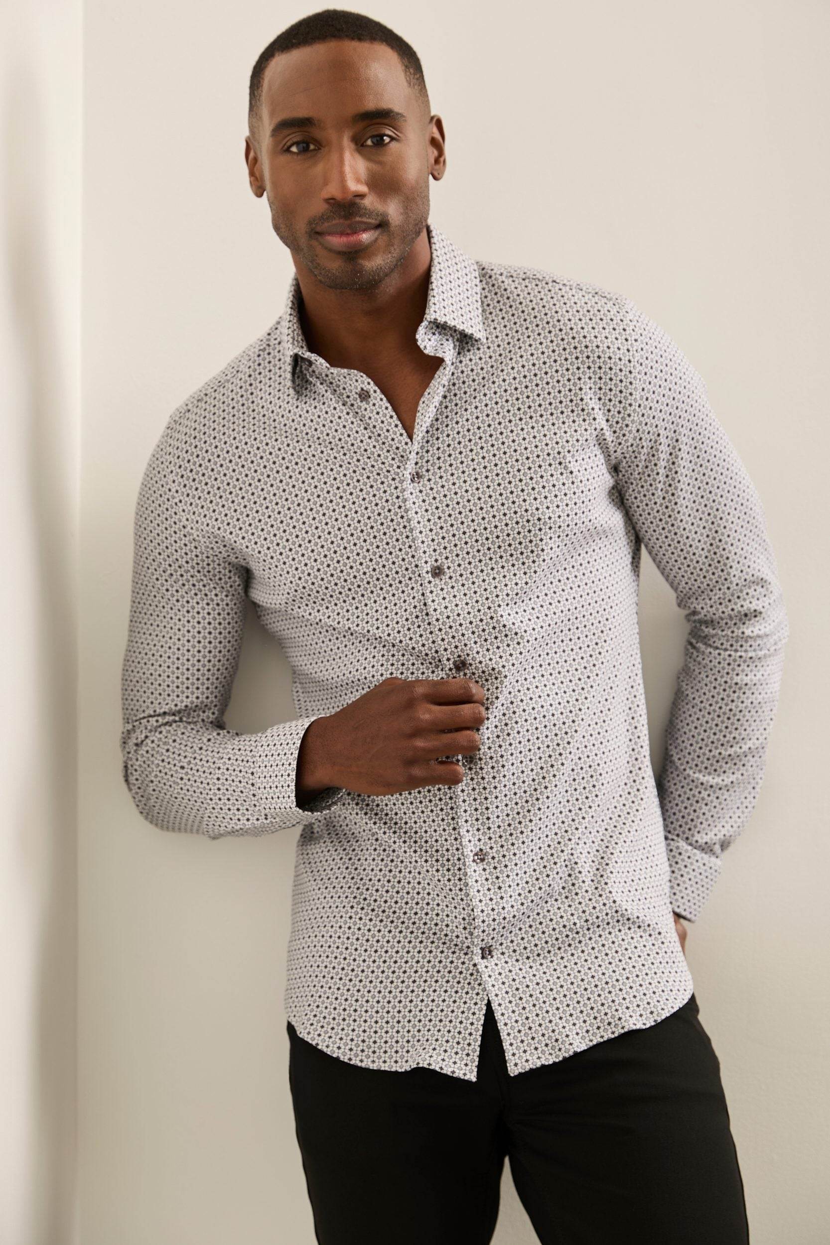 Chemise extra-ajustée en jersey micro motif