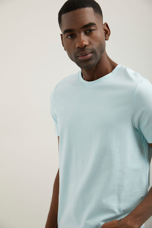 Basic crew neck t-shirt