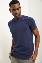 Basic crew neck t-shirt