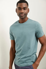 Basic crew neck t-shirt