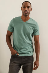 T-shirt essentiel col V